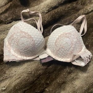 ✨Victorias Secret Bra 32B